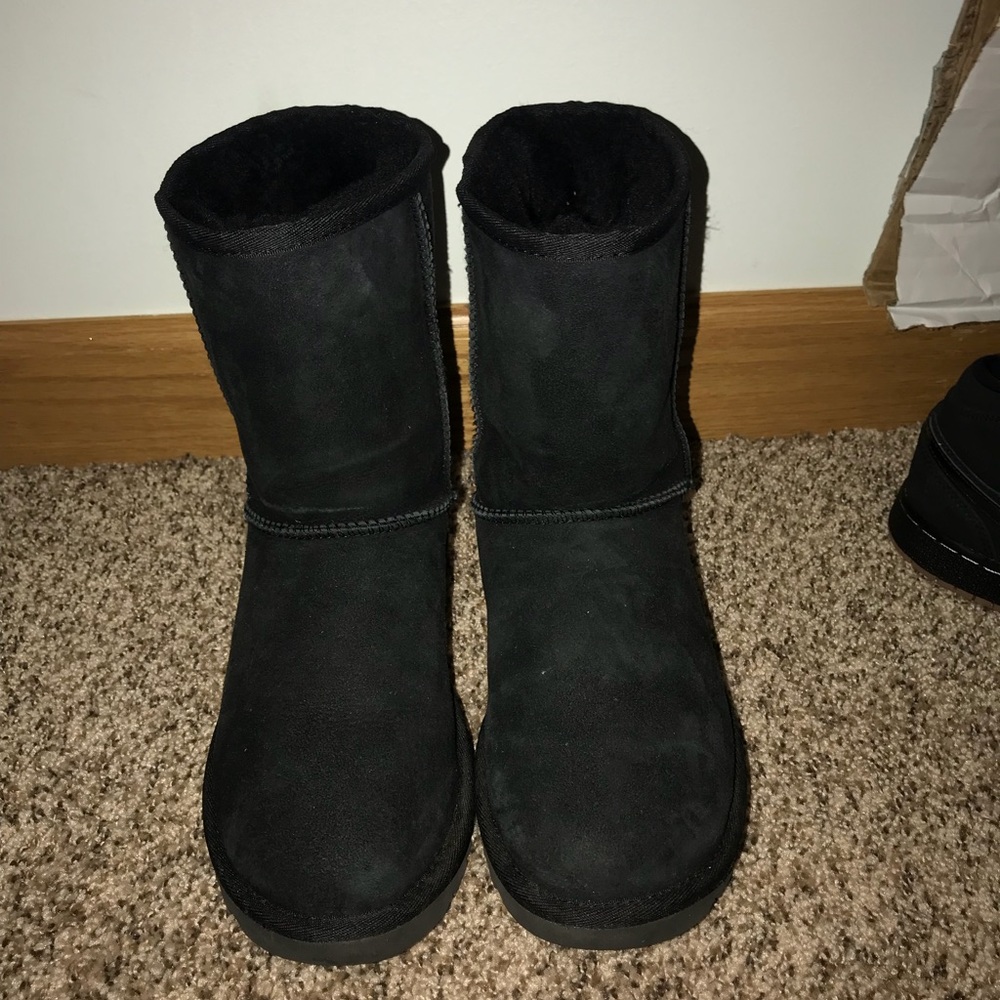 Ugg classic short II